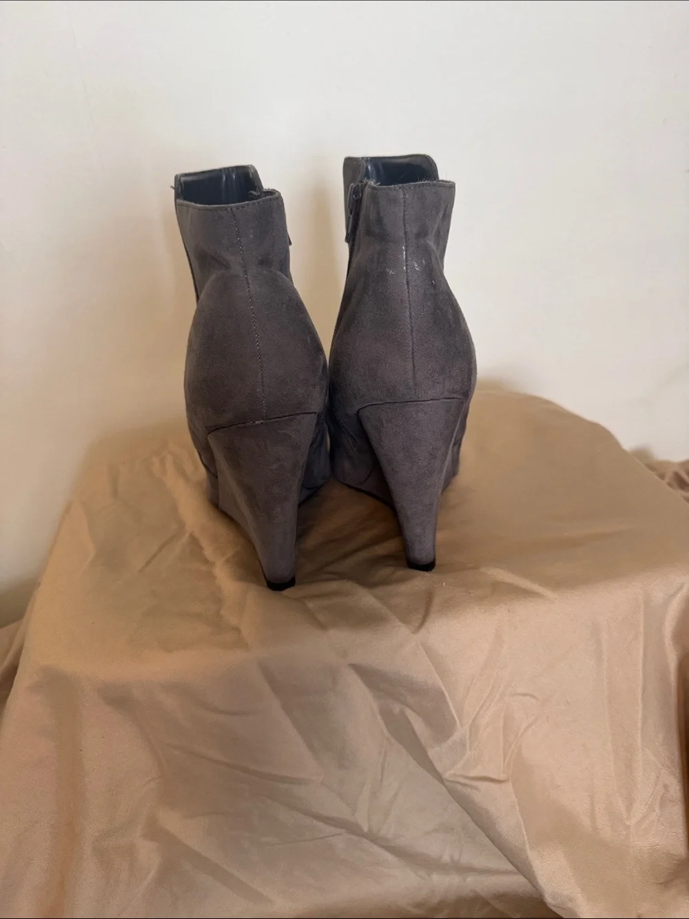 Worthington Gray Suede Wedge Ankle Boots